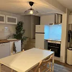 Apartment T3 Patio & Plancha - Plages A 15 Min *