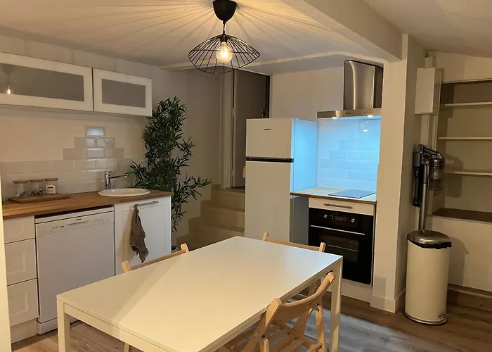 Appartamento Appartement T3 indépendant *